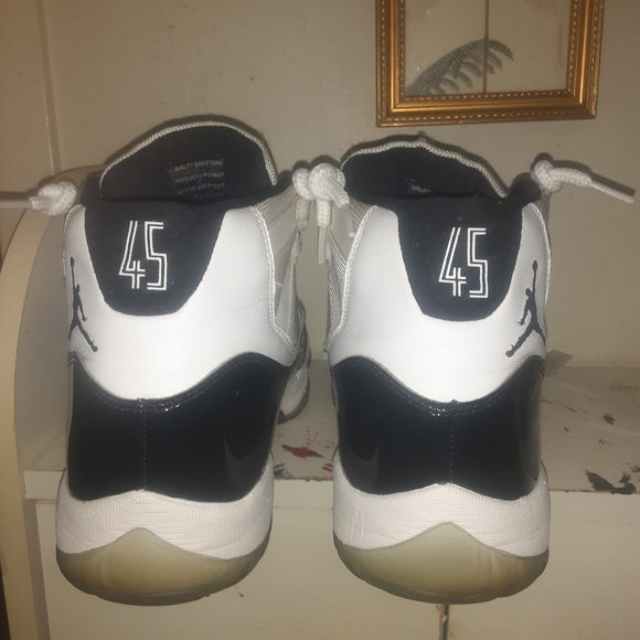 Shoes - Picture 2 of 2